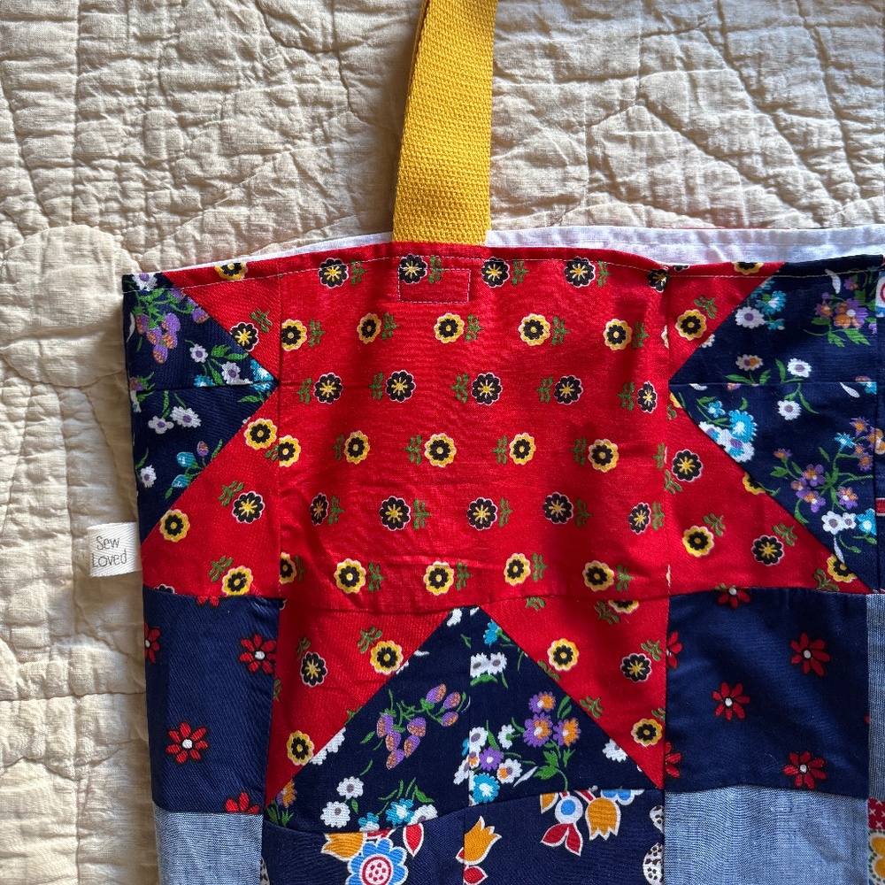 Handmade Vintage Patchwork Tote Bag 21"x17" Muslin Lined - Sew Loved 🧵🪡 - Picture 11 of 13